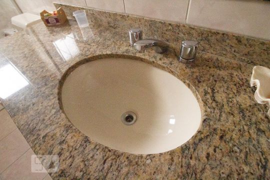 Banheiro da Suíte 3 de apartamento para alugar com 3 quartos, 155m² em Santana, São Paulo