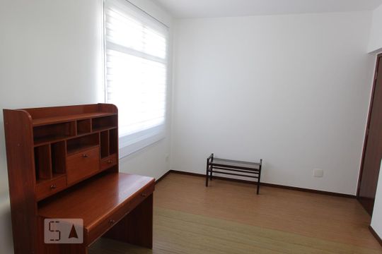 Apartamento para alugar com 1 quarto, 45m² em Funcionários, Belo Horizonte