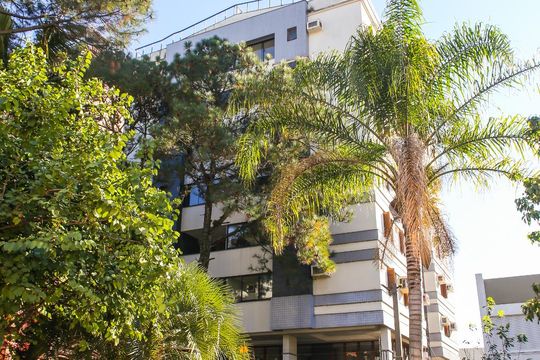 Fachada de apartamento para alugar com 3 quartos, 90m² em Menino Deus, Porto Alegre