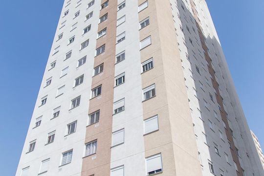 Fachada de apartamento para alugar com 2 quartos, 42m² em Sítio da Figueira, São Paulo