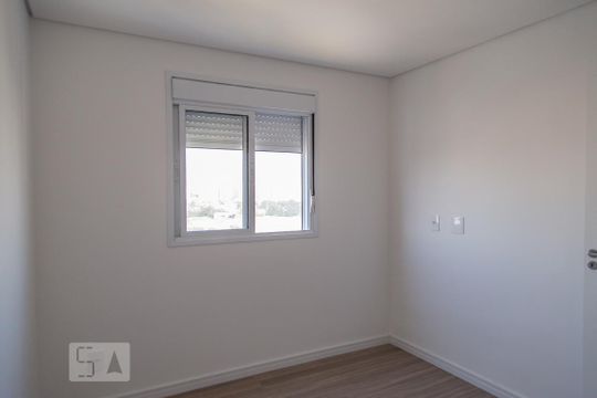 Quarto 2 de apartamento para alugar com 2 quartos, 42m² em Sítio da Figueira, São Paulo