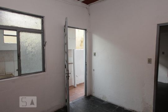 Sala de casa à venda com 2 quartos, 70m² em Paraíso, Belo Horizonte