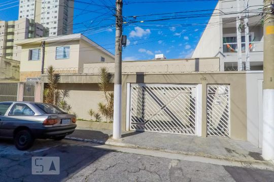 Fachada de casa à venda com 4 quartos, 150m² em Bosque da Saúde, São Paulo