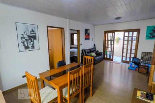 Sala de casa à venda com 4 quartos, 150m² em Bosque da Saúde, São Paulo