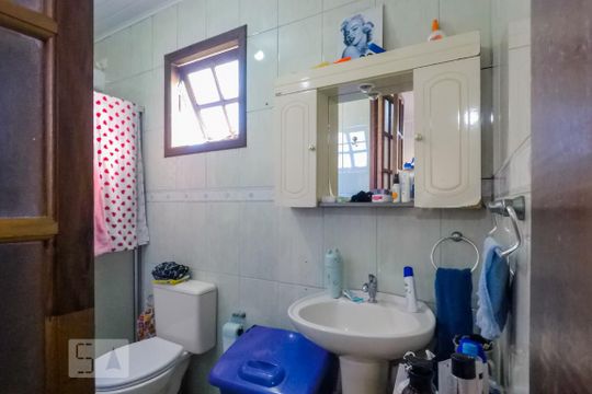 Banheiro de casa à venda com 4 quartos, 150m² em Bosque da Saúde, São Paulo
