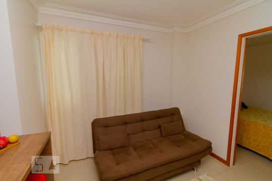 Sala de apartamento para alugar com 1 quarto, 35m² em Centro, Florianópolis