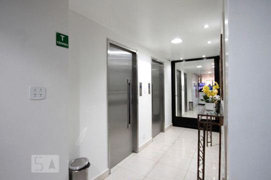 Hall Social de apartamento à venda com 1 quarto, 33m² em Vila Buarque, São Paulo