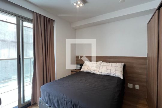 Quarto de kitnet/studio para alugar com 1 quarto, 33m² em Pinheiros, São Paulo