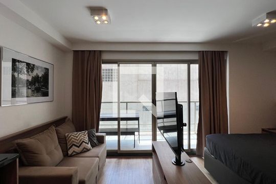 Sala de kitnet/studio para alugar com 1 quarto, 33m² em Pinheiros, São Paulo