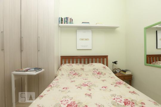Quarto 1 de apartamento para alugar com 2 quartos, 58m² em Tijuca, Rio de Janeiro