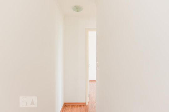 Corredor de apartamento à venda com 2 quartos, 49m² em Vila Carminha, Campinas