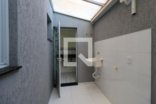 Área de Serviço de apartamento para alugar com 2 quartos, 52m² em Parque Capuava, Santo André