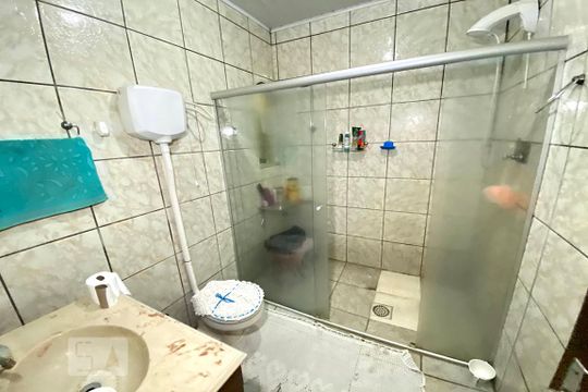 Banheiro de casa à venda com 4 quartos, 97m² em Canudos, Novo Hamburgo