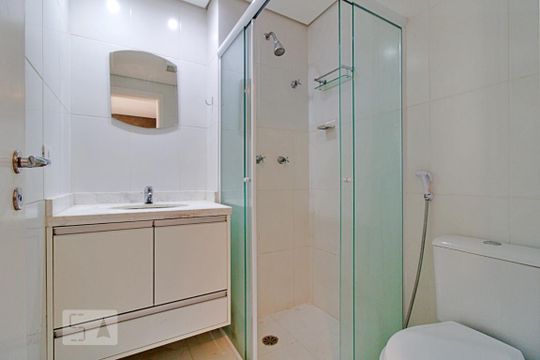 Banheiro de apartamento à venda com 1 quarto, 65m² em Jardim Ampliação, São Paulo