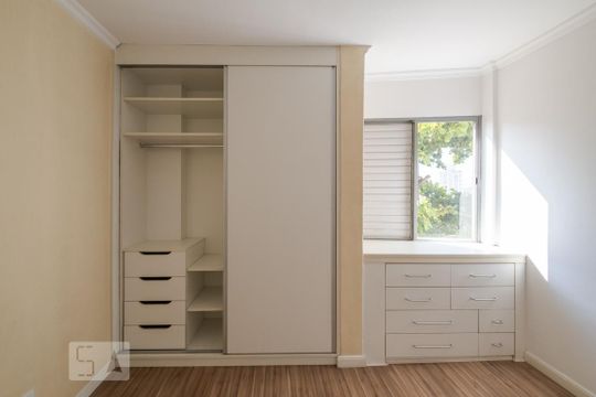 Quarto de apartamento à venda com 1 quarto, 40m² em Sumaré, São Paulo