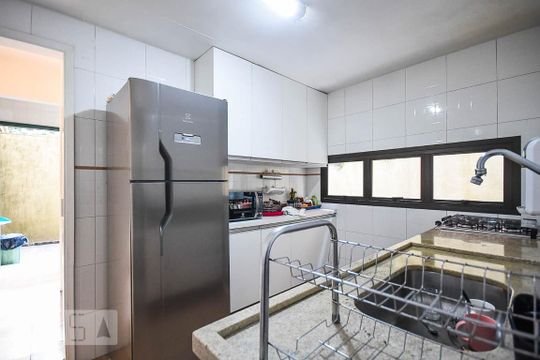 Cozinha de casa à venda com 3 quartos, 100m² em Paraíso do Morumbi, São Paulo