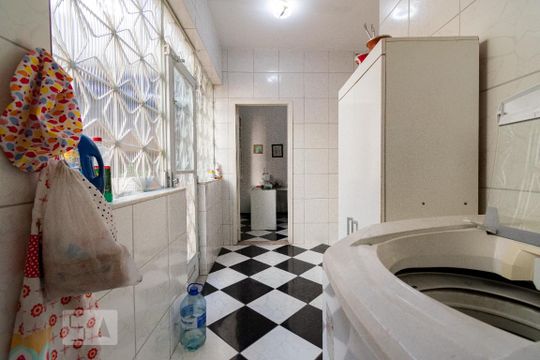 Área de Serviço de casa para alugar com 4 quartos, 250m² em Freguesia de Jacarepaguá, Rio de Janeiro
