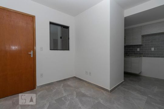 Apartamento para alugar com 2 quartos, 40m² em Vila Antonina, São Paulo