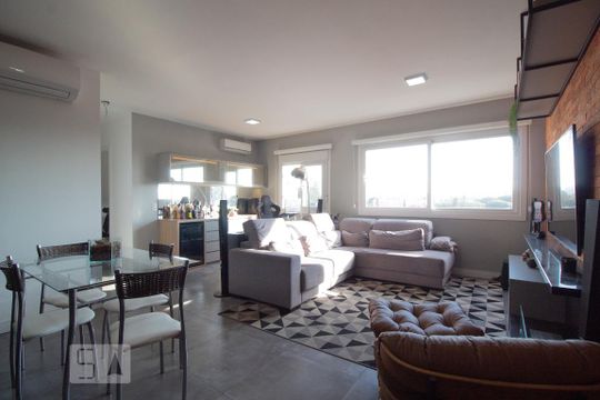 Sala de apartamento à venda com 2 quartos, 78m² em São Sebastião, Porto Alegre