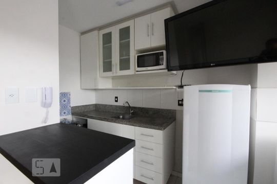 Cozinha de apartamento à venda com 1 quarto, 40m² em Super Quadra Morumbi, São Paulo