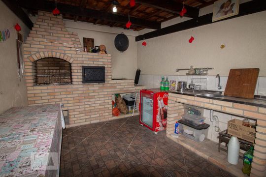 Churrasqueira de casa à venda com 3 quartos, 147m² em Vila Basileia, São Paulo