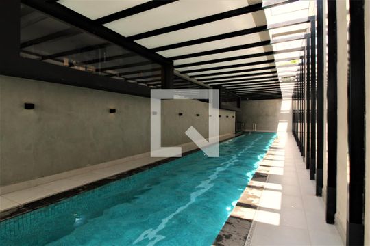 Piscina coberta de apartamento à venda com 1 quarto, 35m² em Campo Belo, São Paulo