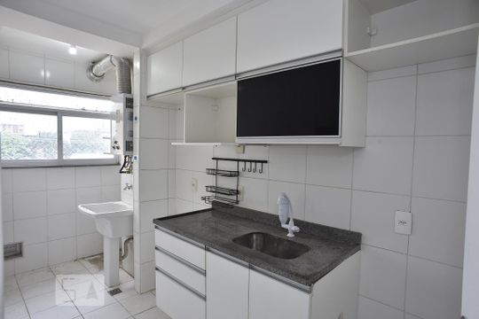 Cozinha de apartamento à venda com 2 quartos, 55m² em Taquara, Rio de Janeiro