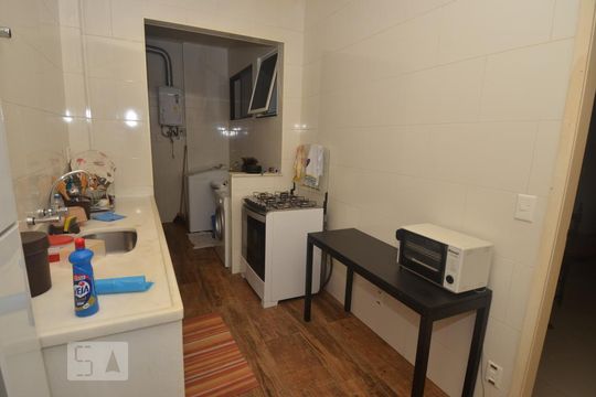 Cozinha de apartamento à venda com 3 quartos, 130m² em Copacabana, Rio de Janeiro
