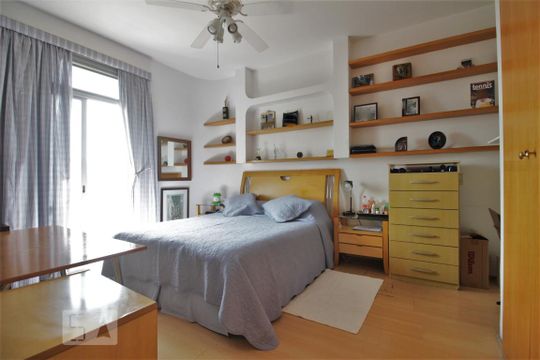 Suíte 1 de apartamento à venda com 4 quartos, 418m² em Real Parque, São Paulo