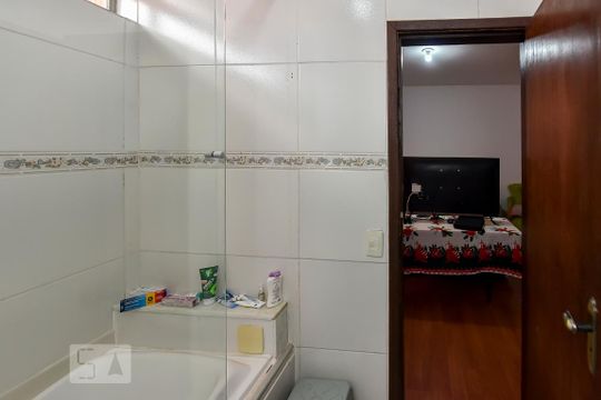 Banheiro Suíte de casa à venda com 4 quartos, 320m² em Nova Granada, Belo Horizonte