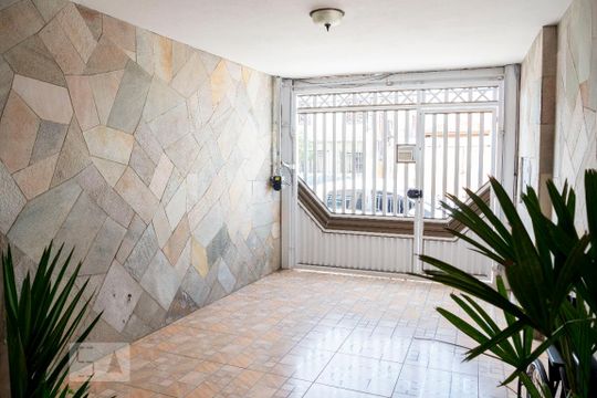 Garagem de casa à venda com 3 quartos, 160m² em Vila Moraes, São Paulo