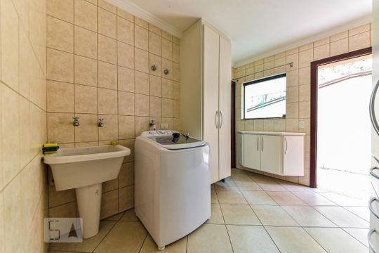 Área de Serviço de casa à venda com 7 quartos, 335m² em Dos Casa, São Bernardo do Campo