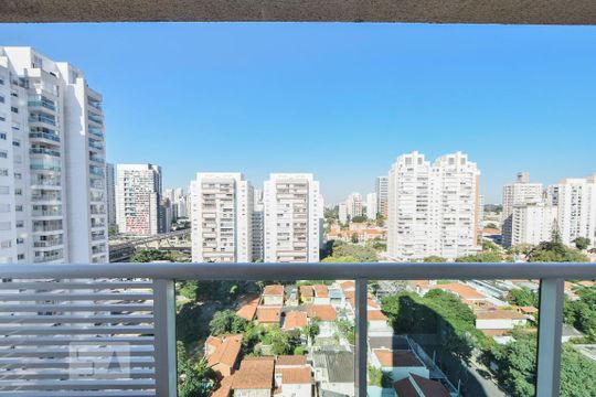 Varanda de kitnet/studio à venda com 1 quarto, 52m² em Brooklin Paulista, São Paulo