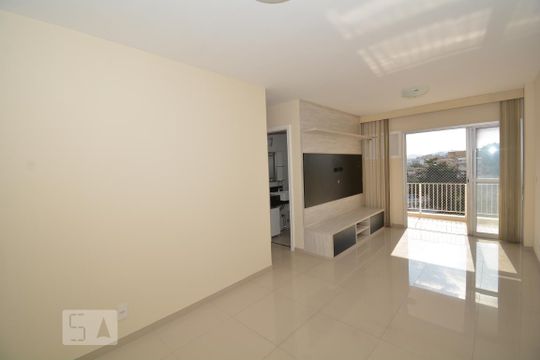 Apartamento para alugar com 2 quartos, 55m² em Lins de Vasconcelos, Rio de Janeiro