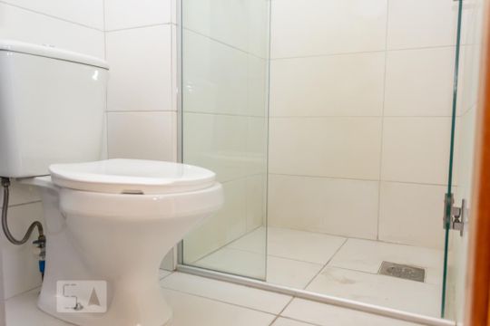 Banheiro- detalhes de apartamento para alugar com 1 quarto, 33m² em Norte (águas Claras), Brasília