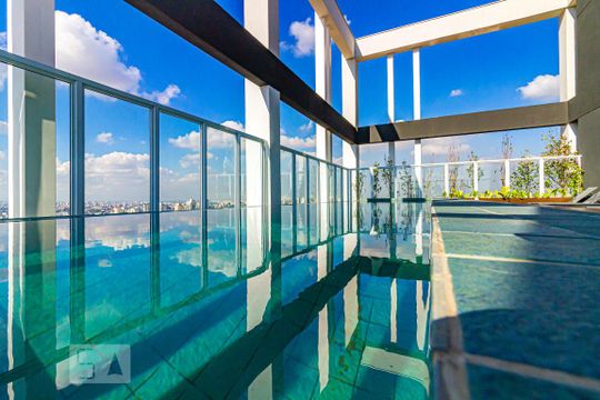 Piscina de apartamento à venda com 2 quartos, 64m² em Perdizes, São Paulo