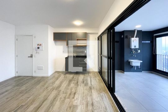 Cozinha de apartamento à venda com 2 quartos, 64m² em Perdizes, São Paulo