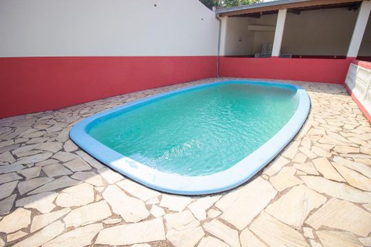 Piscina de casa à venda com 4 quartos, 600m² em Chácaras Santa Martha, Várzea Paulista