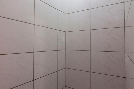 Banheiro de Serviço de casa à venda com 4 quartos, 600m² em Chácaras Santa Martha, Várzea Paulista