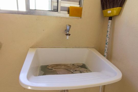 Área de Serviço 2 de casa à venda com 4 quartos, 600m² em Chácaras Santa Martha, Várzea Paulista