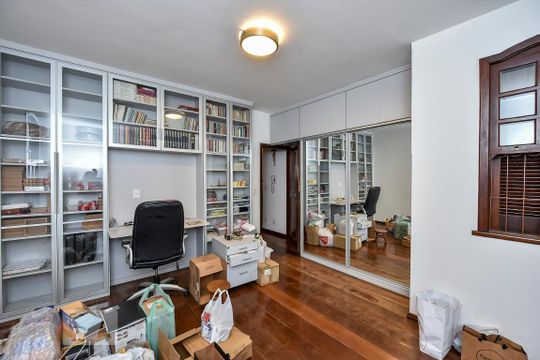 Quarto 1 de casa à venda com 5 quartos, 650m² em Santa Lúcia, Belo Horizonte