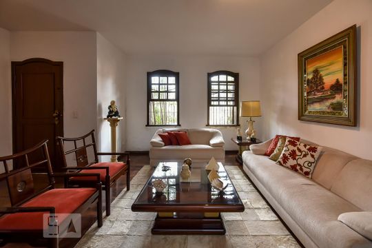 Sala 1 de casa à venda com 5 quartos, 650m² em Santa Lúcia, Belo Horizonte