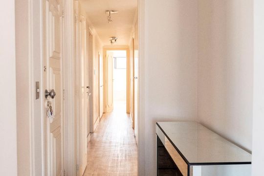 Hall de entrada de apartamento à venda com 4 quartos, 200m² em Vila Mariana, São Paulo