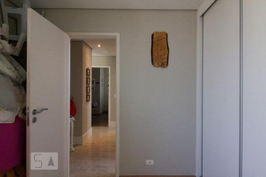 Apartamento à venda com 4 quartos, 173m² em Vila Romero, São Paulo