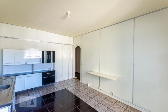 Cozinha de apartamento para alugar com 3 quartos, 100m² em Icaraí, Niterói