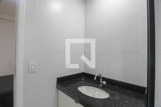 Banheiro de kitnet/studio à venda com 1 quarto, 34m² em Vila Prudente, São Paulo