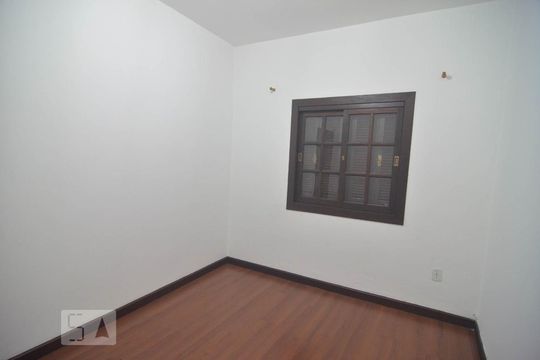 Quarto 1 de casa à venda com 3 quartos, 250m² em Centro, Canoas