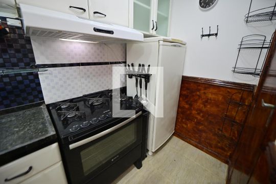 Cozinha de casa para alugar com 2 quartos, 70m² em Jardim Novo Mundo, Goiânia