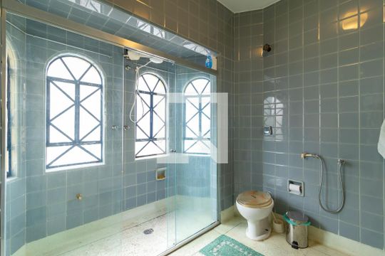 Banheiro 2 de casa à venda com 4 quartos, 332m² em Vila Dom Pedro Ii, São Paulo