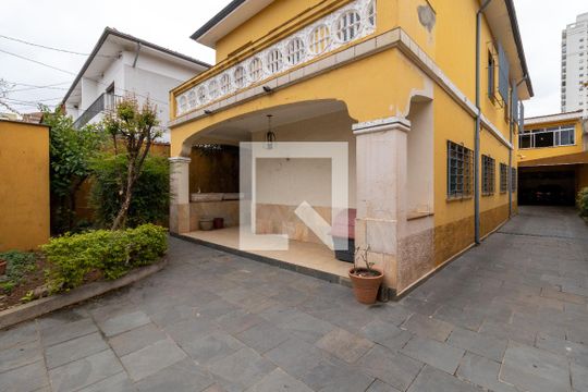 Garagem de casa à venda com 4 quartos, 332m² em Vila Dom Pedro Ii, São Paulo